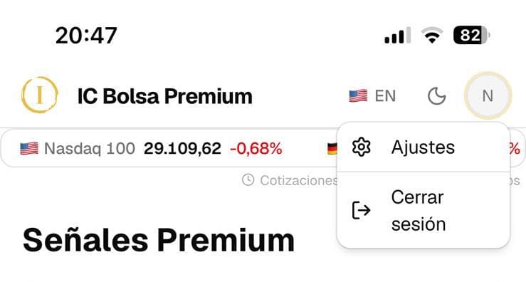 Pulsa tu icono de perfil, arriba a la derecha, y entra en «Ajustes».